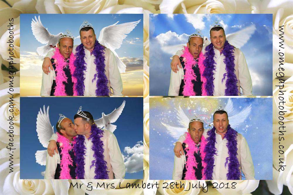 Hannah & Mikes Wedding | View more photos from the event at gallery.omegaphotobooths.co.uk/u/Omega-Photobooths/Hannah-Mikes-Wedding